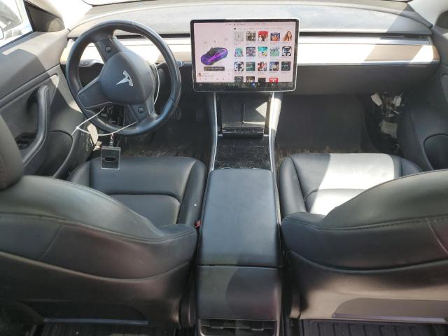 5YJ3E1EBXJF068095 - 2018 TESLA MODEL 3 BLACK photo 8