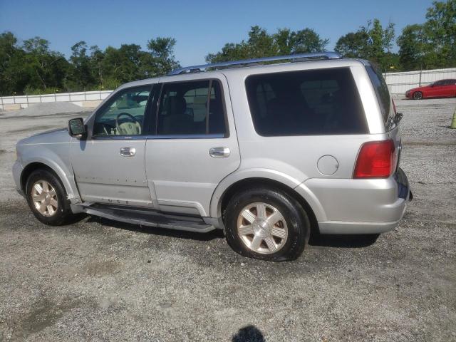 5LMFU28R44LJ23438 - 2004 LINCOLN NAVIGATOR ვერცხლისფერი ფოტო 2