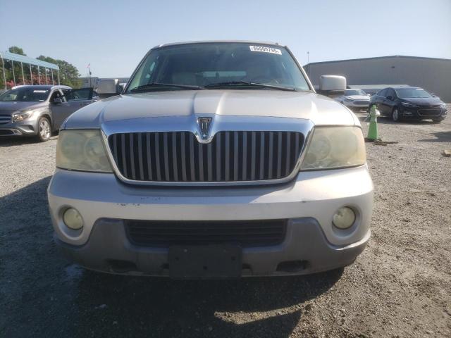 5LMFU28R44LJ23438 - 2004 LINCOLN NAVIGATOR ვერცხლისფერი ფოტო 5