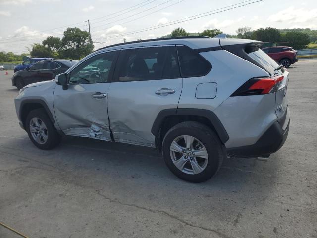 2T3W1RFV9SW389315 - 2025 TOYOTA RAV4 XLE 银色 照片 2