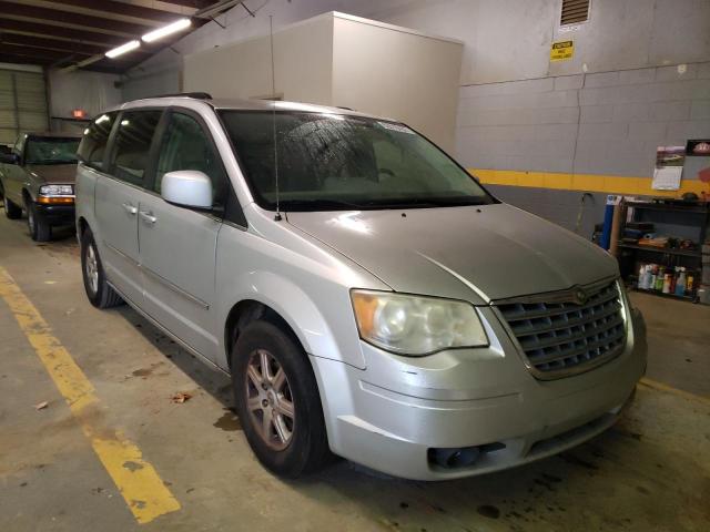 2A4RR5D16AR467809 - 2010 CHRYSLER TOWN & COU TOURING SILVER photo 1