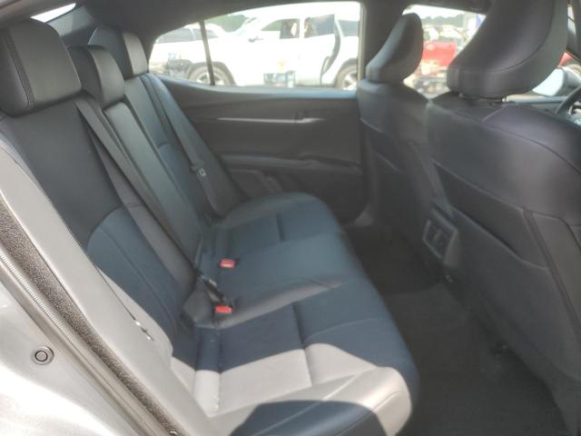 4T1DAACK8SU615839 - 2025 TOYOTA CAMRY XSE 银色 照片 10