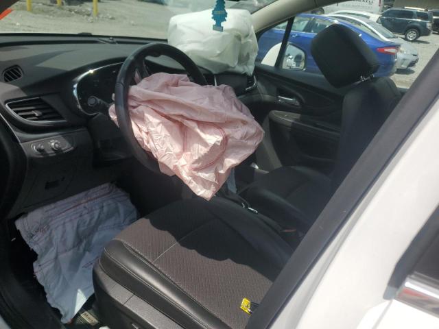 KL4CJASM4NB546225 - 2022 BUICK ENCORE PREFERRED Белый фото 8