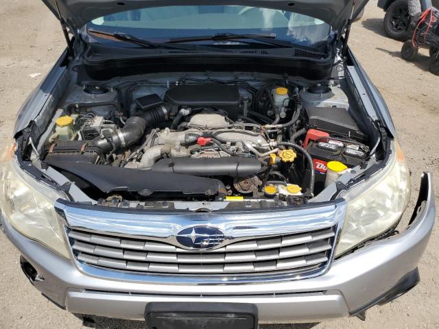 JF2SH6CC1AH910139 - 2010 SUBARU FORESTER 2.5X PREMIUM فضي صورة 12