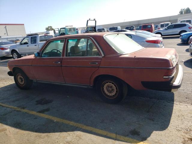 WDBAB33C8FA265935 - 1985 MERCEDES-BENZ 300 DT BURGUNDY photo 2