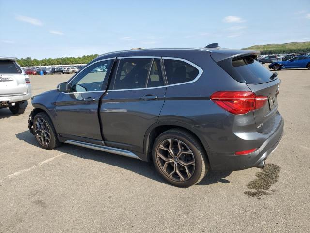 WBXJG9C05M5S71244 - 2021 BMW X1 XDRIVE28I GRAY photo 2