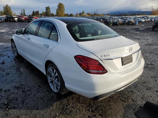 55SWF4KB9FU013319 - 2015 MERCEDES-BENZ C300 300 4MATIC WHITE photo 3