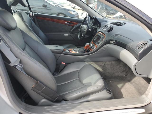 WDBSK75F83F047432 - 2003 MERCEDES-BENZ SL 500R SILVER photo 10