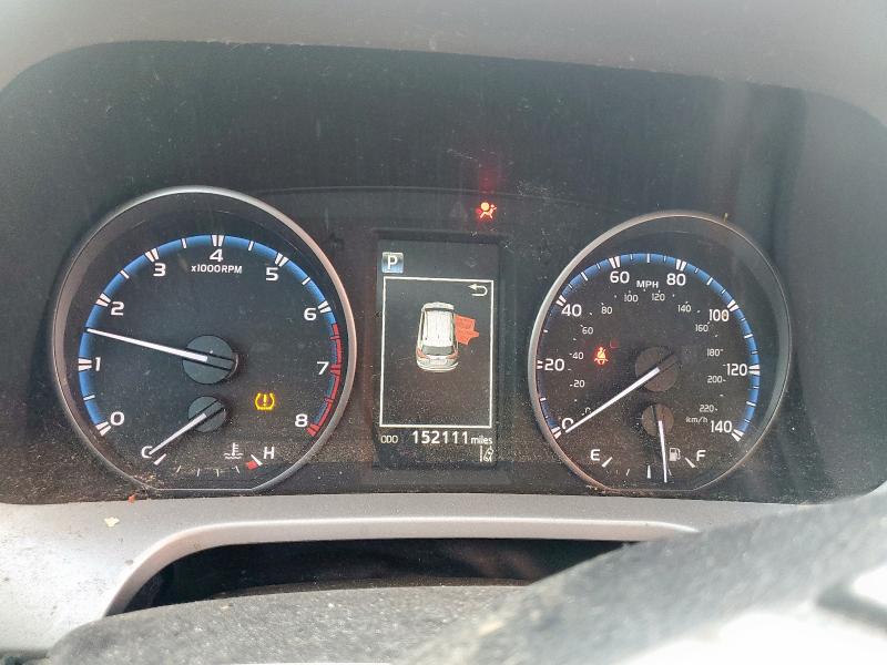 2T3WFREV7HW376929 - 2017 TOYOTA RAV4 XLE WHITE photo 9