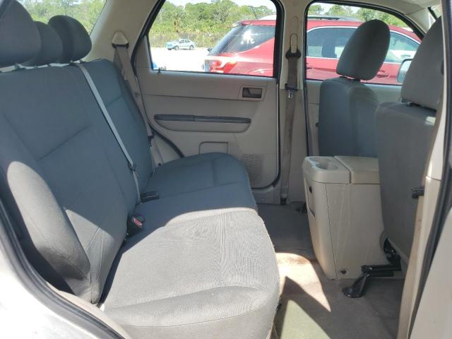 1FMCU02769KB47657 - 2009 FORD ESCAPE XLS SILVER photo 11