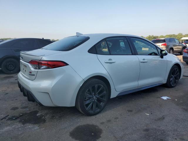 JTDBCMFEXPJ000392 - 2023 TOYOTA COROLLA LE Білий фото 3