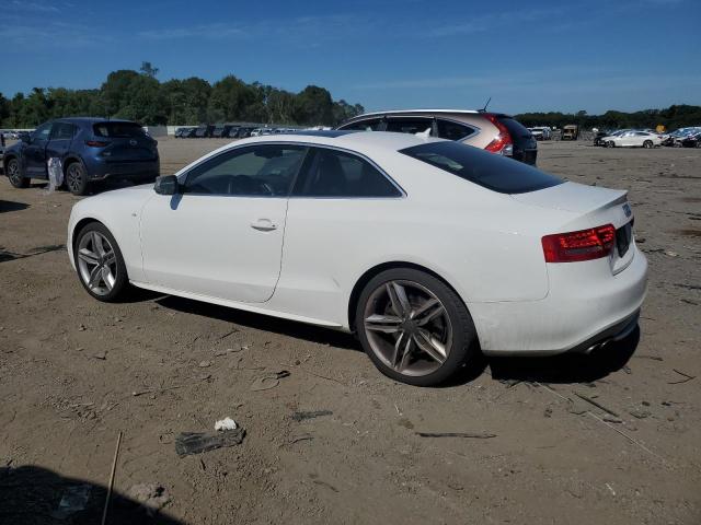 WAUVVAFR4BA062448 - 2011 AUDI S5 PRESTIGE WHITE photo 2