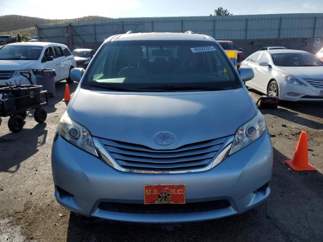 5TDKK3DC7FS591099 - 2015 TOYOTA SIENNA LE 蓝色 照片 5