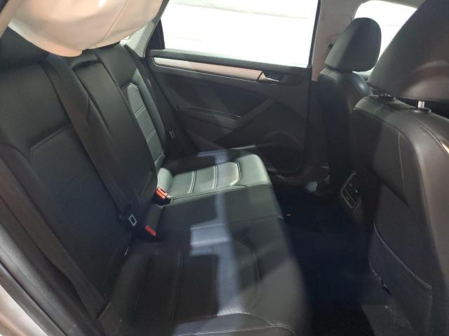 1VWBP7A33DC031461 - 2013 VOLKSWAGEN PASSAT SE SILVER photo 10