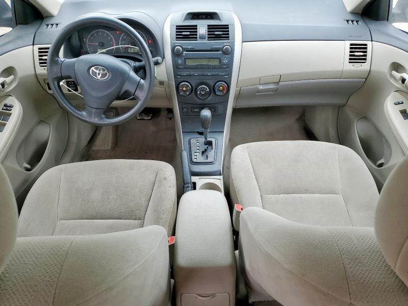 5YFBU4EE9DP102904 - 2013 TOYOTA COROLLA BASE Blau Foto 8