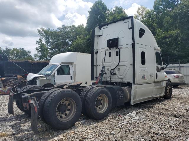 3AKJGLDRXHSHT2608 - 2017 FREIGHTLINER CASCADIA 1 WHITE photo 4