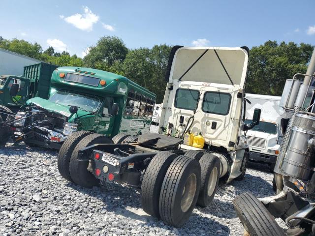 3AKJGED5XGSHA9526 - 2016 FREIGHTLINER CASCADIA 1 白色 照片 4