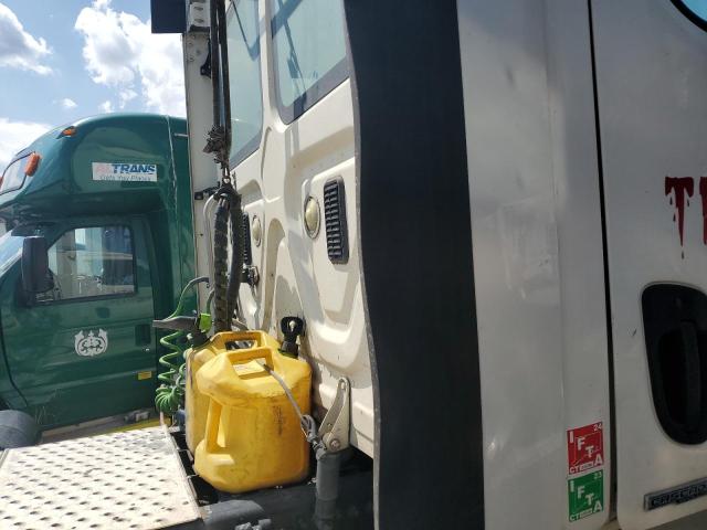 3AKJGED5XGSHA9526 - 2016 FREIGHTLINER CASCADIA 1 白色 照片 6