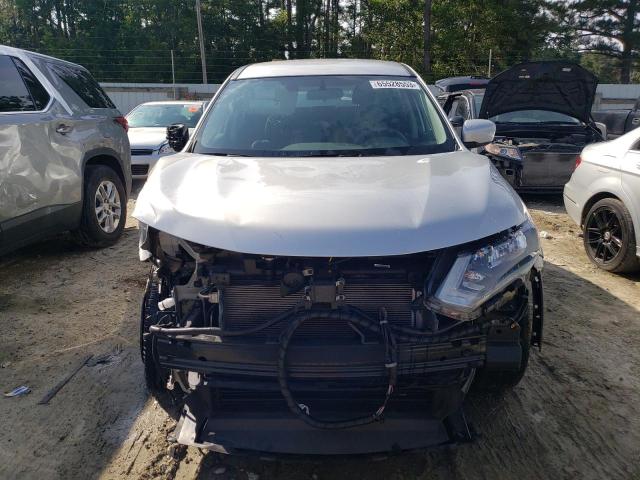 5N1AT2MV7JC775744 - 2018 NISSAN ROGUE S SILVER photo 5