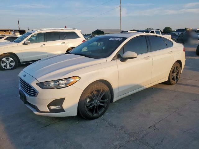 2019 FORD FUSION SE, null