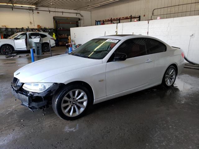 WBAKF9C57BE619569 - 2011 BMW 335 XI WHITE photo 1