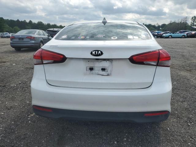 3KPFL4A77JE173169 - 2018 KIA FORTE LX WHITE photo 6