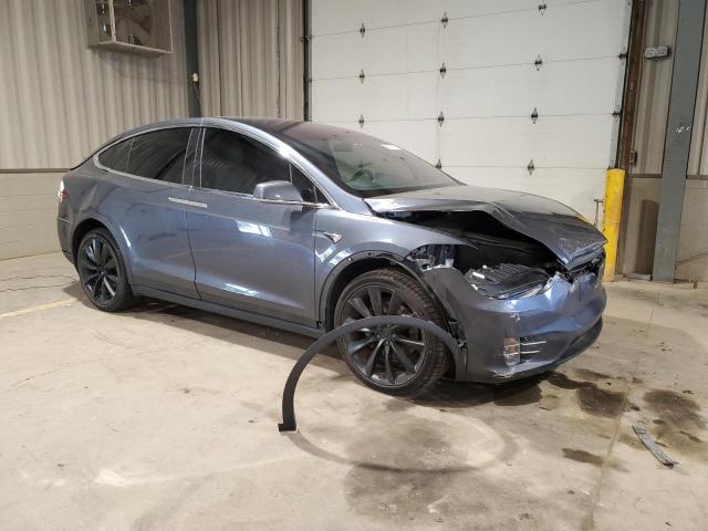 5YJXCAE20LF237499 - 2020 TESLA MODEL X GRAY photo 4