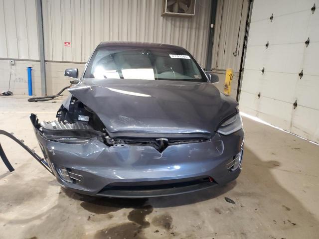 5YJXCAE20LF237499 - 2020 TESLA MODEL X GRAY photo 5