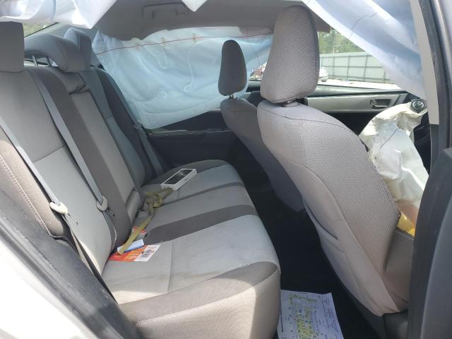 2T1BURHE9JC994432 - 2018 TOYOTA COROLLA L SILVER photo 10