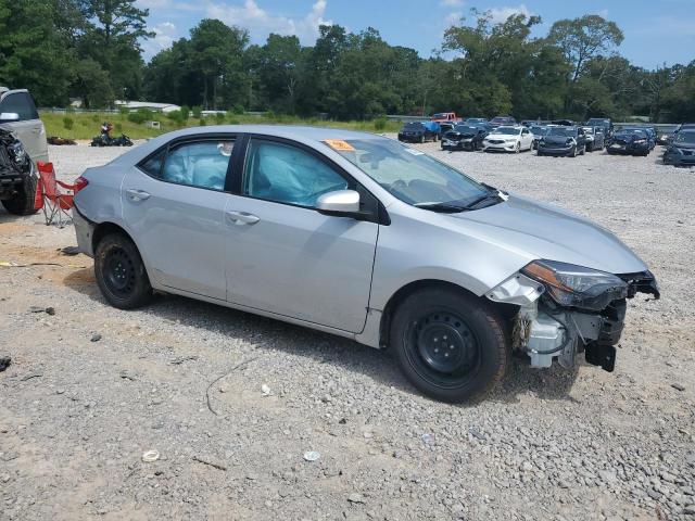 2T1BURHE9JC994432 - 2018 TOYOTA COROLLA L SILVER photo 4