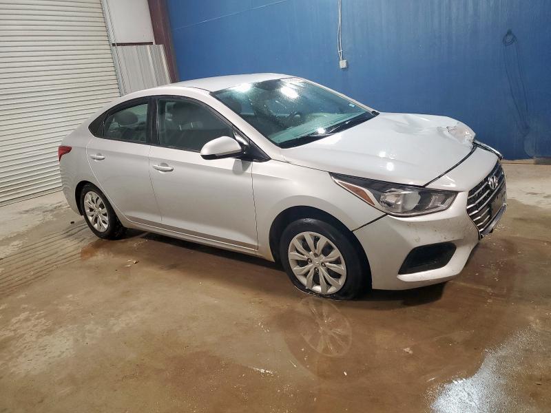3KPC24A61ME134904 - 2021 HYUNDAI ACCENT SE SILVER photo 4