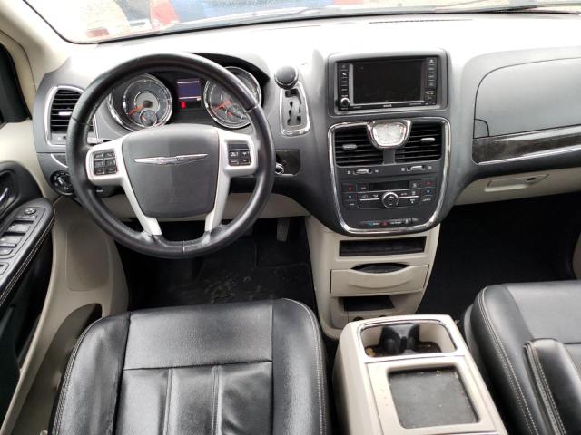 2C4RC1BG6FR694366 - 2015 CHRYSLER TOWN & COU TOURING RED photo 8