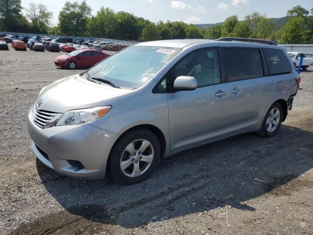 2016 TOYOTA SIENNA LE, 