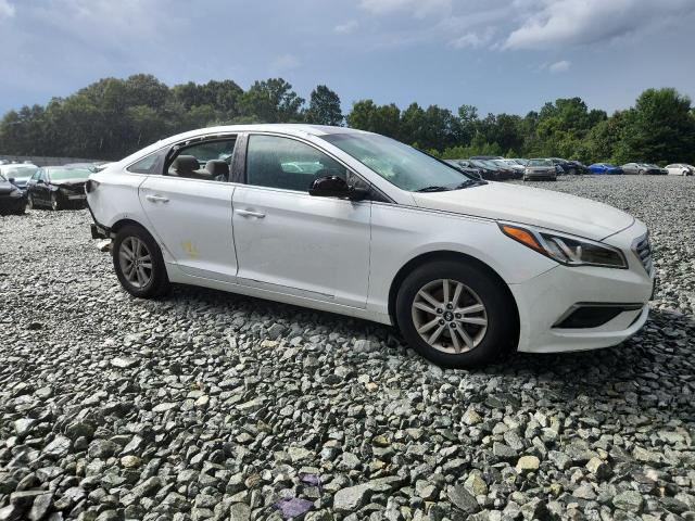 5NPE24AF8HH524697 - 2017 HYUNDAI SONATA SE 白色 照片 4