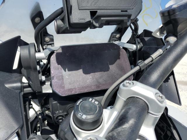 WB10M0308N6F48574 - 2022 BMW R 1250 GS WHITE photo 8