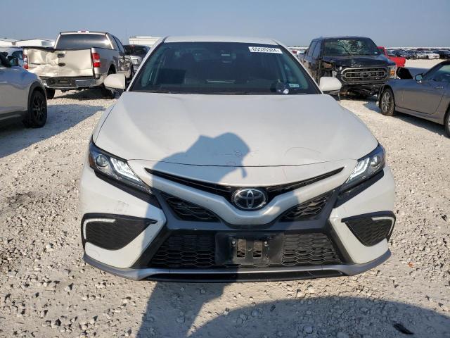 4T1K61AK9PU078143 - 2023 TOYOTA CAMRY XSE WHITE photo 5