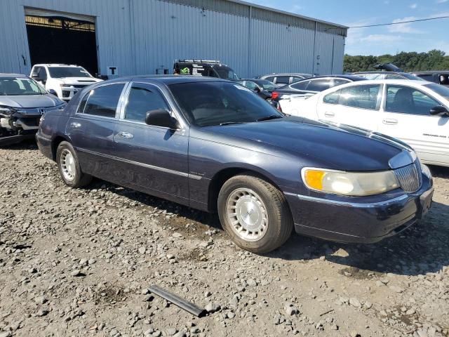 1LNHM81W1XY689255 - 1999 LINCOLN TOWN CAR EXECUTIVE Schwarz Foto 4