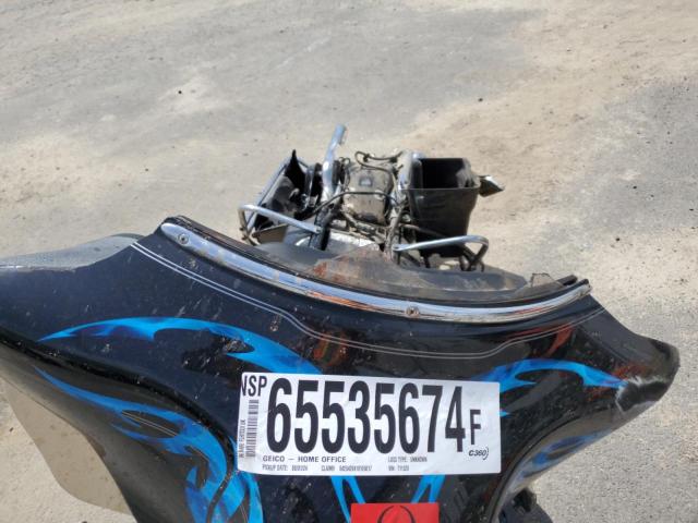 1HD1FCW176Y711529 - 2006 HARLEY-DAVIDSON FLHTCUI 双色 照片 5