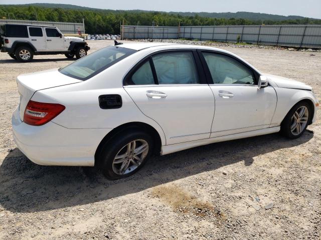 WDDGF4HB7DR300622 - 2013 MERCEDES-BENZ C 250 WHITE photo 3