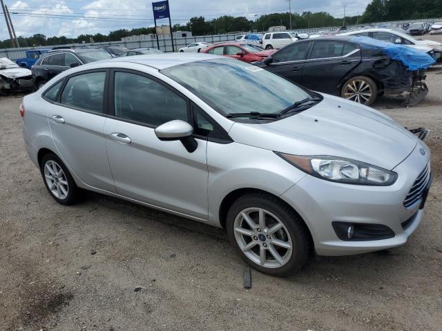 3FADP4BJXKM131260 - 2019 FORD FIESTA SE SILVER photo 4