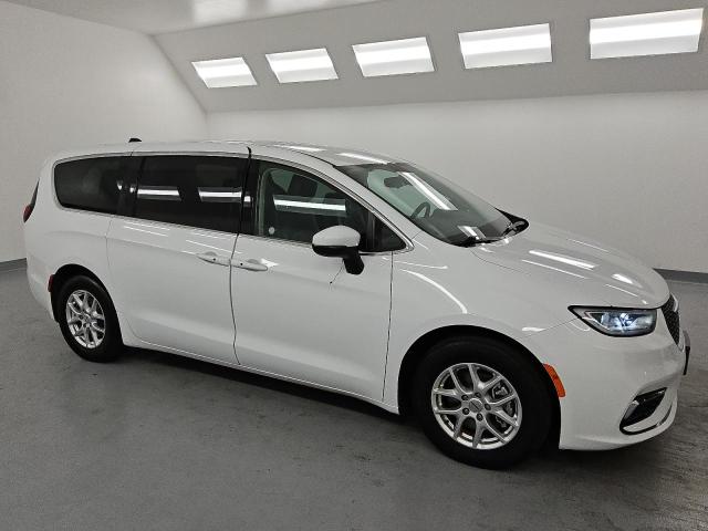 2C4RC1BG3PR585865 - 2023 CHRYSLER PACIFICA TOURING L თეთრი ფოტო 4