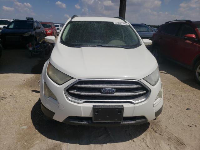 MAJ3P1TEXJC174427 - 2018 FORD ECOSPORT SE WHITE photo 5
