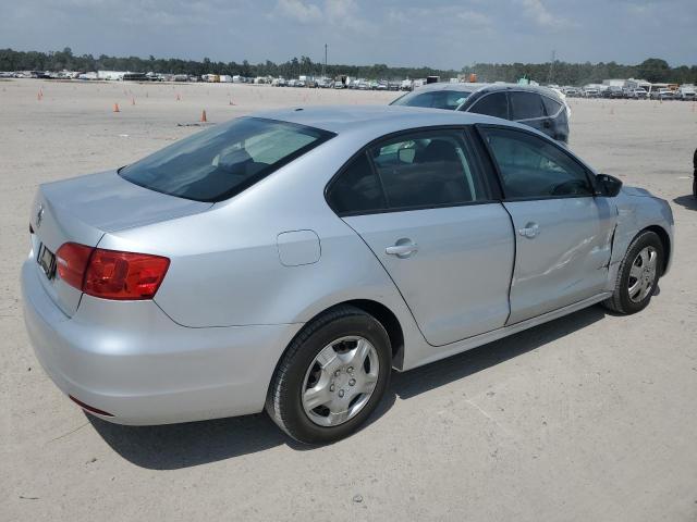 3VW2K7AJ4CM317720 - 2012 VOLKSWAGEN JETTA BASE 银色 照片 3