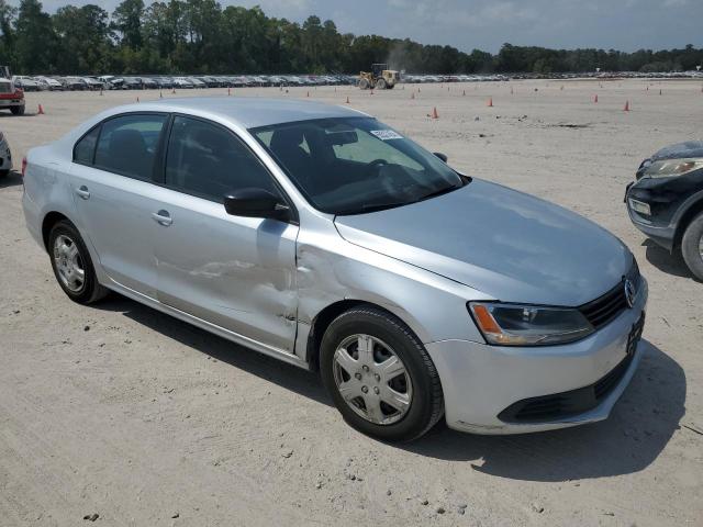 3VW2K7AJ4CM317720 - 2012 VOLKSWAGEN JETTA BASE 银色 照片 4