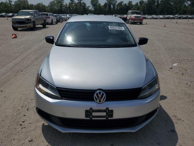 3VW2K7AJ4CM317720 - 2012 VOLKSWAGEN JETTA BASE 银色 照片 5