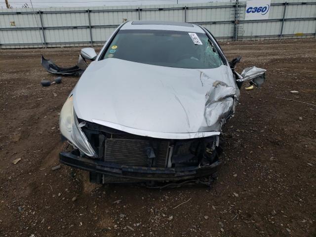 5NPEC4AB0DH739852 - 2013 HYUNDAI SONATA SE CHARCOAL photo 5