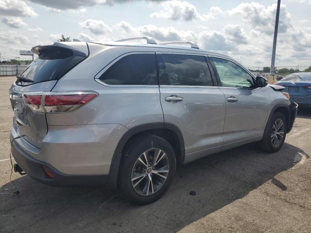 5TDJKRFH1GS346372 - 2016 TOYOTA HIGHLANDER XLE Gümüş foto 3