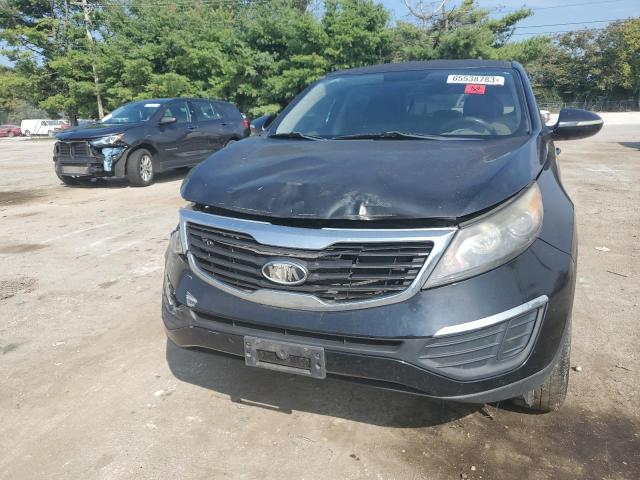 KNDPB3A20B7074992 - 2011 KIA SPORTAGE LX BLACK photo 5