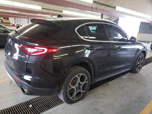 ZASFAKBN4J7B81549 - 2018 ALFA ROMEO STELVIO TI BLACK photo 3