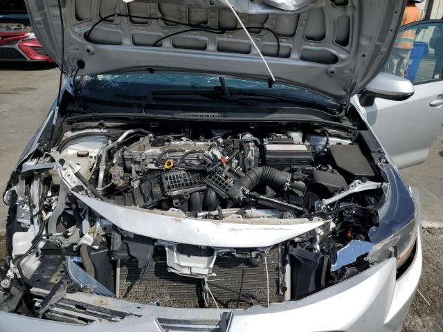 5YFEPMAE2MP240178 - 2021 TOYOTA COROLLA LE Gümüş fotoğraf 11
